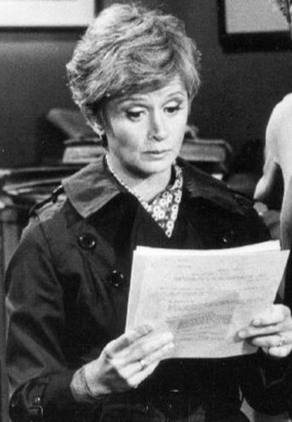 Barbara Barrie on Barney Miller in 1975